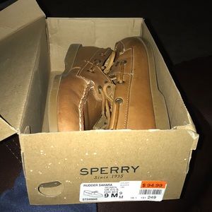 Sperry shoes size 9